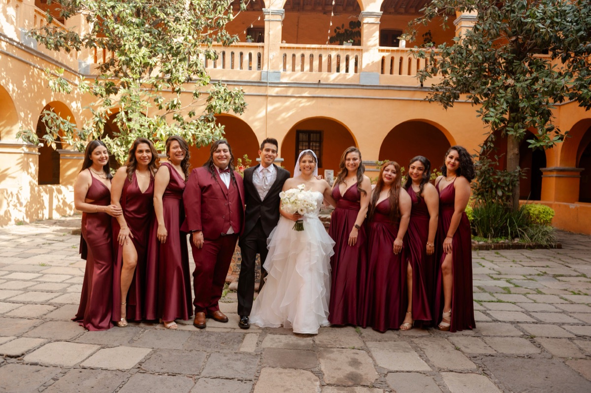 Ejemplo de vestidos en Vinos